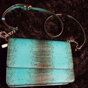 🔥Authentic Michael Kors🔥 Snakeskin Crossbody